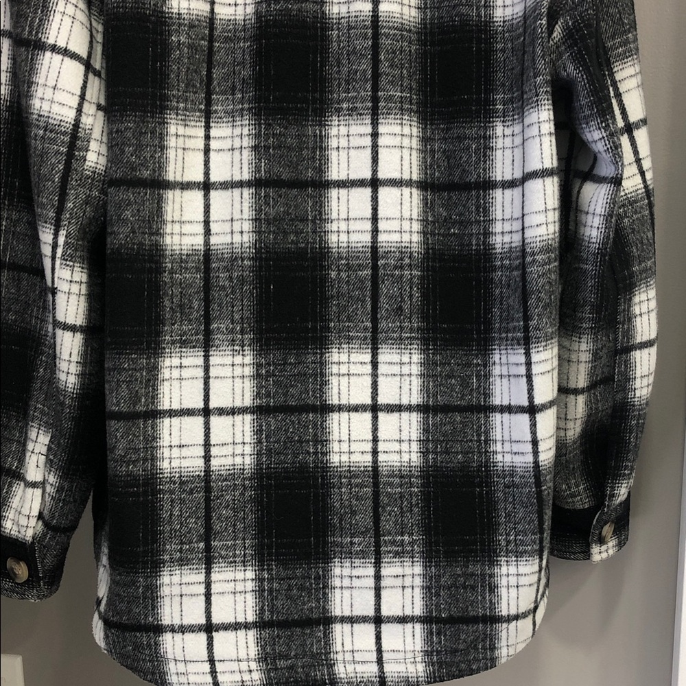Streetwear Society Black & White Plaid Shirt Shacket – Size Small - Picture 7 of 14